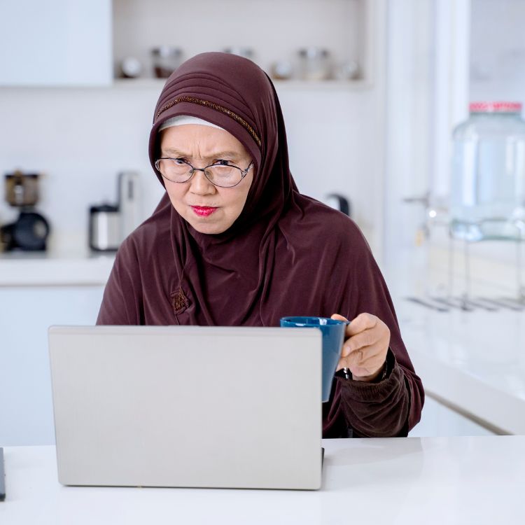 ujian darah amh